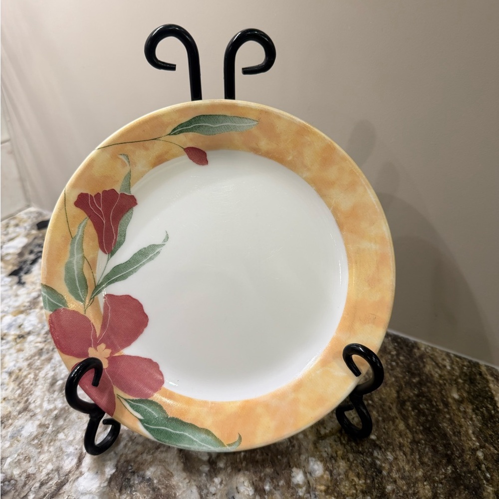 Corelle “Pacific Bloom” Pattern 7” Salad/Dessert Plates